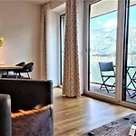 Alpin & - Pinzgau Holidays Апартаменти