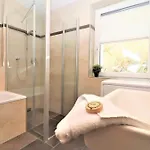 Alpin & - Pinzgau Holidays Апартаменти