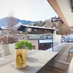 Alpin & - Pinzgau Holidays Апартаменти