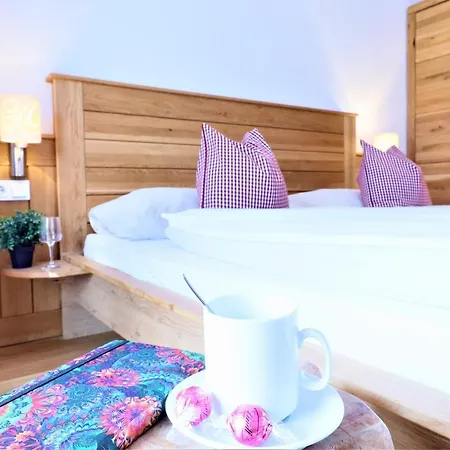 Alpin&see - Pinzgau Holidays Apartment *