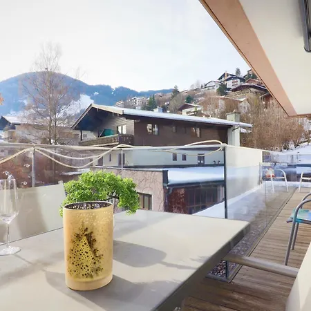 Alpin & - Pinzgau Holidays Апартаменти