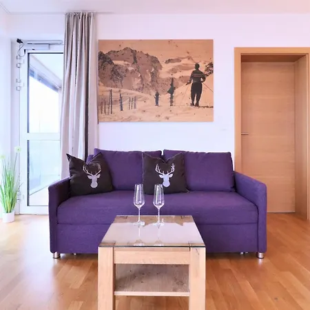 Alpin & - Pinzgau Holidays Апартаменти Целль-ам-Зеє